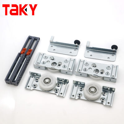 Хорошая цена Железные и нейлоновые складывающиеся двери, подшипники для сдвижных дверей шкафов 8,5*11 см онлайн