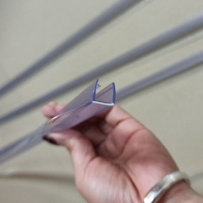 Хорошая цена Силиконовый проем для стеклянных дверей для душа Предотвратить утечки и остановить повреждение водой онлайн